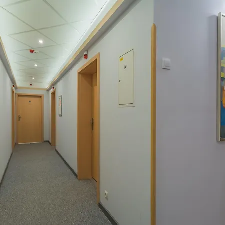 Antica Apartmanhotel 3*