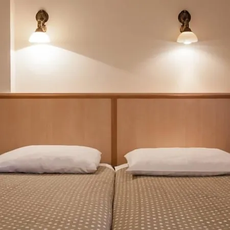 公寓式酒店 安蒂卡旅馆 克拉科夫