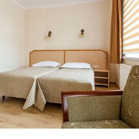 Antica 3* קרקוב